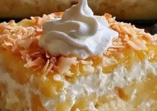 Pineapple Coconut Dream Cake!!!