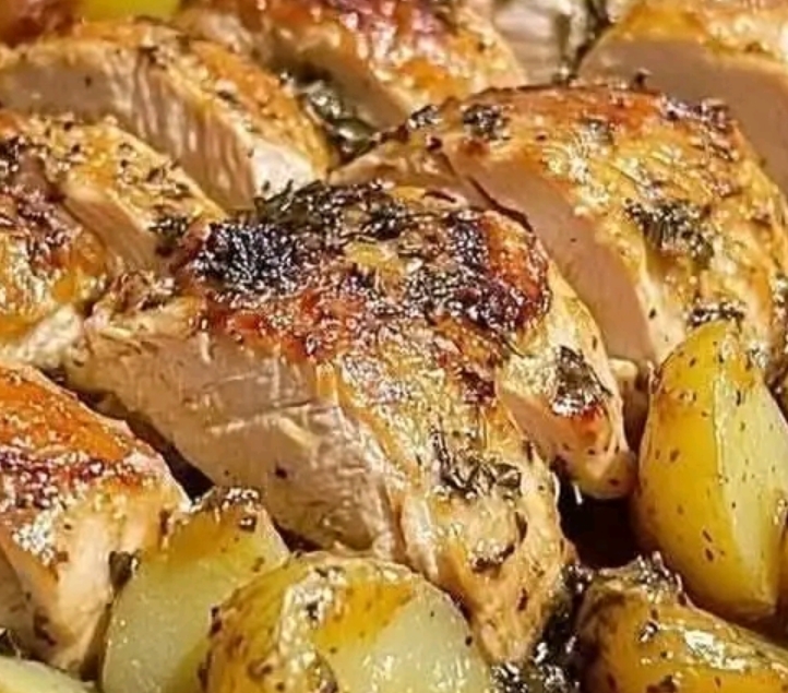 Chicken and Potatoes with Garlic Parmesan Cream Sauce