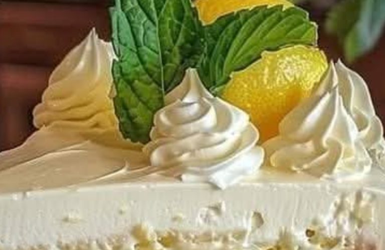 Italian Lemon Cream Cake