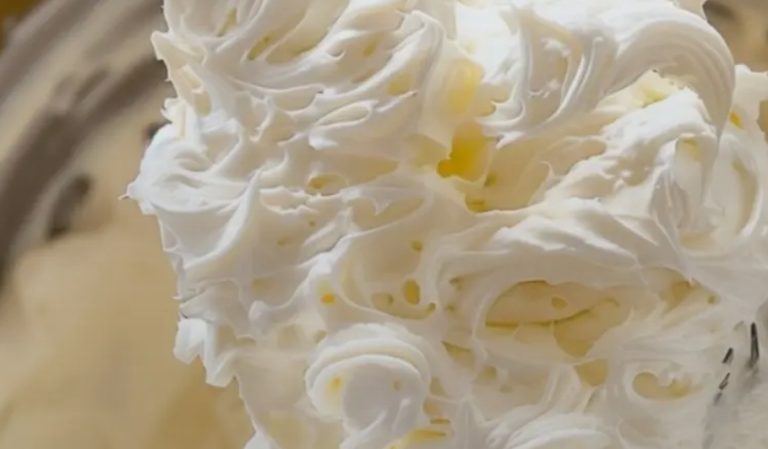 ???? Small-Batch Cream Cheese Frosting – Perfectly Sweet, Silky & Easy as Can Be ????????